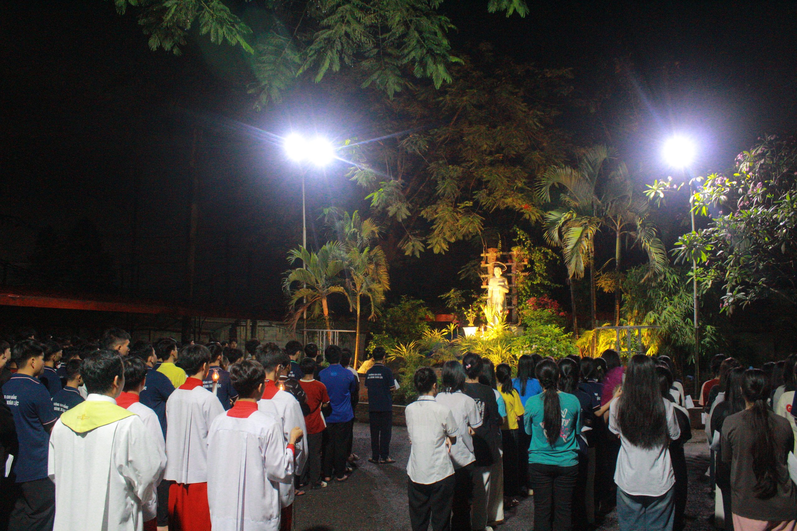 TUẦN CỬU NHẬT KÍNH THÁNH GIUSE