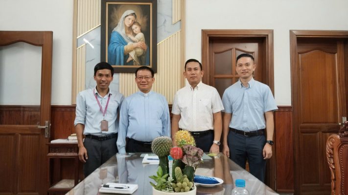 z7731878840407 e71e6b14782641fa75f8810967716e06